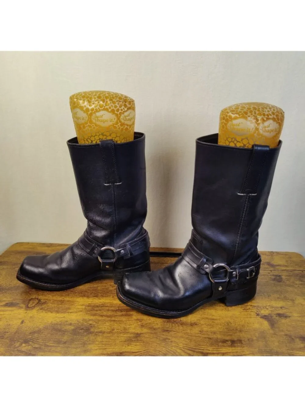 FRYE 10M Harness Boots Black Leather USA Biker MOTO Neoprene Oil Resistant